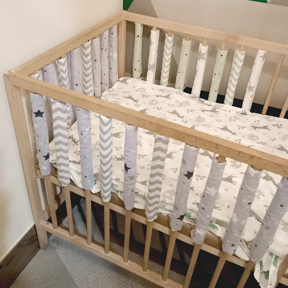 Baby Crib Bed Set with Anti-collision Barrier Cover