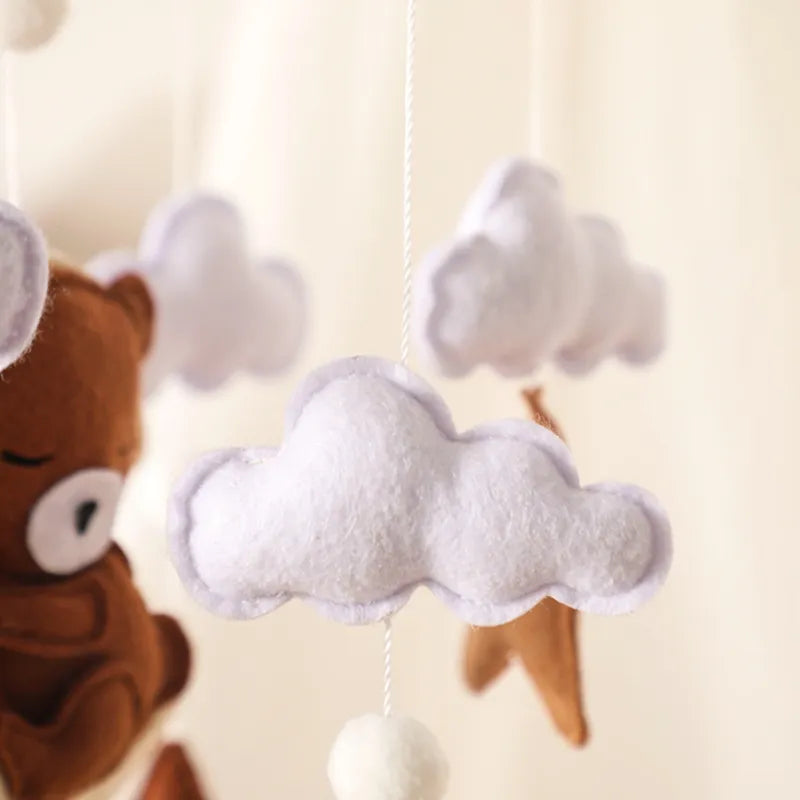 Wooden Baby Rattles Soft Felt Cartoon Bear Cloudy Star Moon Hanging Bed Bell Mobile Crib Montessori Education Toys